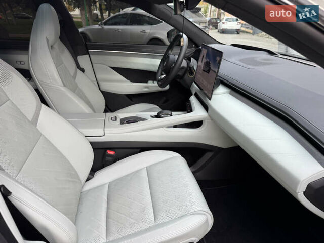 Zeekr 001 2024 в Могилев-Подольском на Automoto.ua Зеленый Zeekr 001, объемом двигателя 0 л и пробегом 7 тыс. км за 41000 $, фото 26 на Automoto.ua