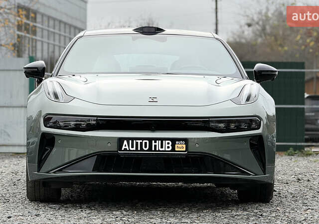 Зелений Zeekr 001, об'ємом двигуна 0 л та пробігом 8 тис. км за 40000 $, фото 3 на Automoto.ua