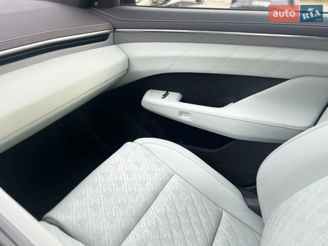 Зеленый Zeekr 001, объемом двигателя 0 л и пробегом 9 тыс. км за 45500 $, фото 15 на Automoto.ua