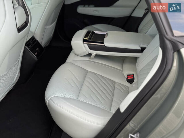 Зелений Zeekr 001, об'ємом двигуна 0 л та пробігом 13 тис. км за 42500 $, фото 15 на Automoto.ua