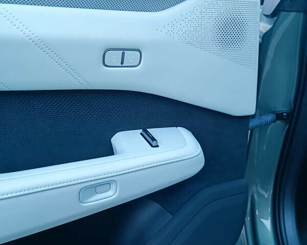 Zeekr 001 2024 в Хмельницком на Automoto.ua Зеленый Zeekr 001, объемом двигателя 0 л и пробегом 13 тыс. км за 45000 $, фото 47 на Automoto.ua