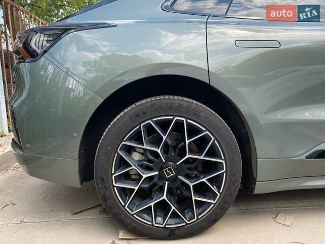 Зеленый Zeekr 001, объемом двигателя 0 л и пробегом 15 тыс. км за 45500 $, фото 12 на Automoto.ua