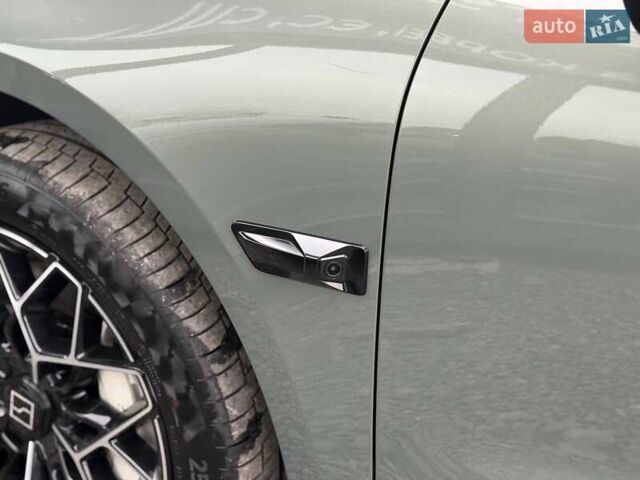 Зелений Zeekr 001, об'ємом двигуна 0 л та пробігом 13 тис. км за 46000 $, фото 23 на Automoto.ua