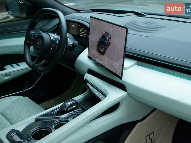 Зелений Zeekr 001, об'ємом двигуна 0 л та пробігом 31 тис. км за 45300 $, фото 18 на Automoto.ua