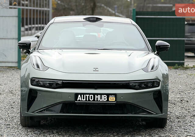 Зелений Zeekr 001, об'ємом двигуна 0 л та пробігом 8 тис. км за 40000 $, фото 2 на Automoto.ua