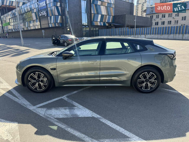 Зелений Zeekr 001, об'ємом двигуна 0 л та пробігом 5 тис. км за 39500 $, фото 3 на Automoto.ua