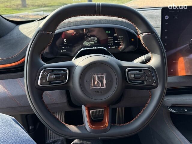 Зеленый Zeekr 001, объемом двигателя 0 л и пробегом 0 тыс. км за 51400 $, фото 12 на Automoto.ua