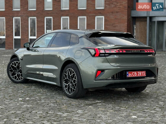 Зелений Zeekr 001, об'ємом двигуна 0 л та пробігом 13 тис. км за 42500 $, фото 2 на Automoto.ua