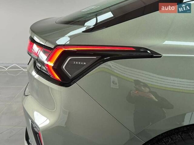 Зеленый Zeekr 001, объемом двигателя 0 л и пробегом 1 тыс. км за 40599 $, фото 5 на Automoto.ua
