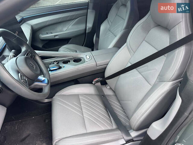 Zeekr 001 2024 в Львове на Automoto.ua Зеленый Zeekr 001, объемом двигателя 0 л и пробегом 25 тыс. км за 44300 $, фото 5 на Automoto.ua