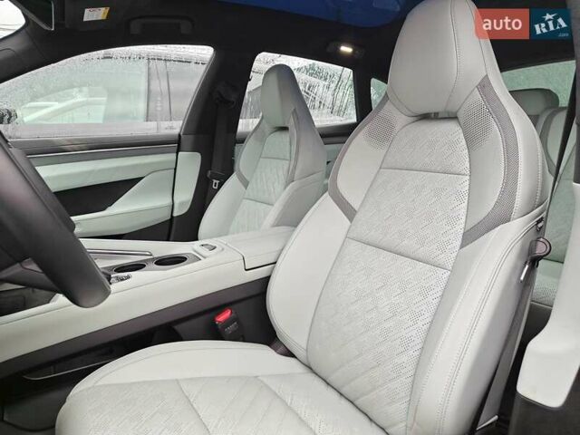 Зеленый Zeekr 001, объемом двигателя 0 л и пробегом 9 тыс. км за 38700 $, фото 16 на Automoto.ua