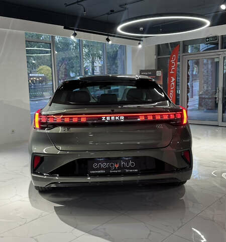 Зеленый Zeekr 001, объемом двигателя 0 л и пробегом 13 тыс. км за 38500 $, фото 3 на Automoto.ua