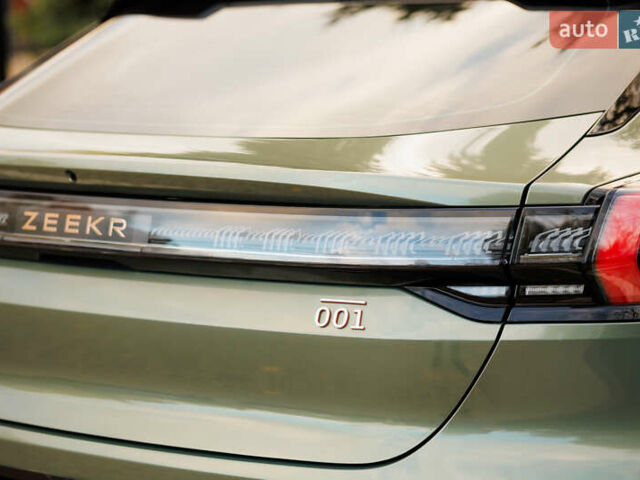 Зелений Zeekr 001, об'ємом двигуна 0 л та пробігом 39 тис. км за 37800 $, фото 11 на Automoto.ua