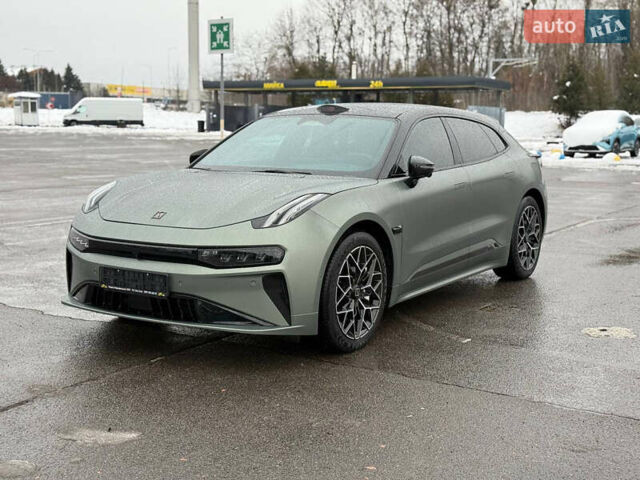 Зеленый Zeekr 001, объемом двигателя 0 л и пробегом 15 тыс. км за 40999 $, фото 2 на Automoto.ua
