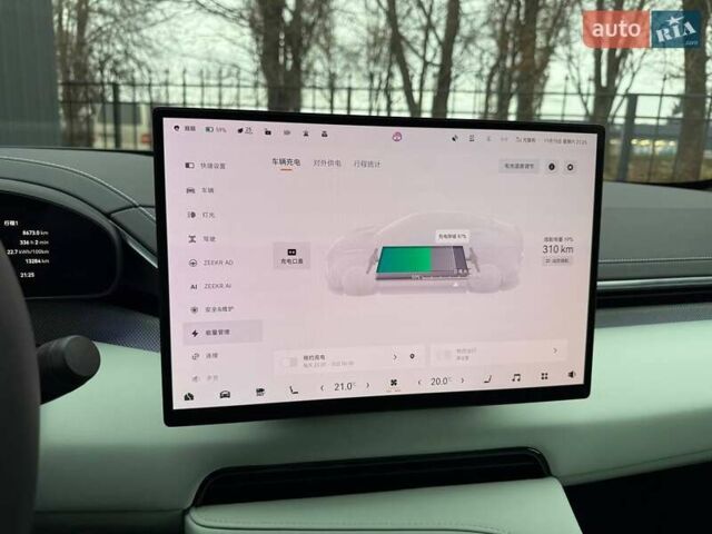 Зелений Zeekr 001, об'ємом двигуна 0 л та пробігом 13 тис. км за 46000 $, фото 47 на Automoto.ua