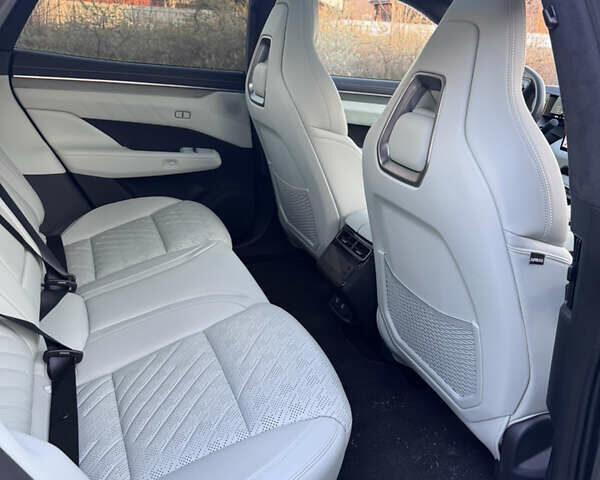 Зелений Zeekr 001, об'ємом двигуна 0 л та пробігом 11 тис. км за 49500 $, фото 38 на Automoto.ua