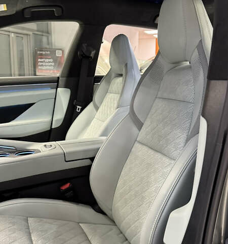 Зеленый Zeekr 001, объемом двигателя 0 л и пробегом 13 тыс. км за 38500 $, фото 12 на Automoto.ua