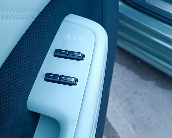 Zeekr 001 2024 в Хмельницком на Automoto.ua Зеленый Zeekr 001, объемом двигателя 0 л и пробегом 13 тыс. км за 45000 $, фото 44 на Automoto.ua