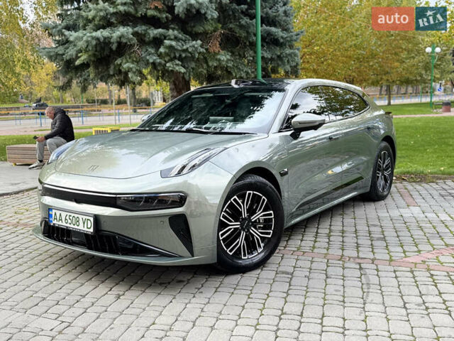 Zeekr 001 2024 в Могилев-Подольском на Automoto.ua Зеленый Zeekr 001, объемом двигателя 0 л и пробегом 7 тыс. км за 41000 $, фото 1 на Automoto.ua