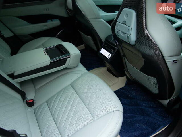 Зелений Zeekr 001, об'ємом двигуна 0 л та пробігом 31 тис. км за 45300 $, фото 21 на Automoto.ua