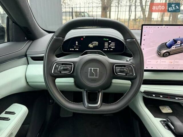 Зелений Zeekr 001, об'ємом двигуна 0 л та пробігом 13 тис. км за 46000 $, фото 40 на Automoto.ua