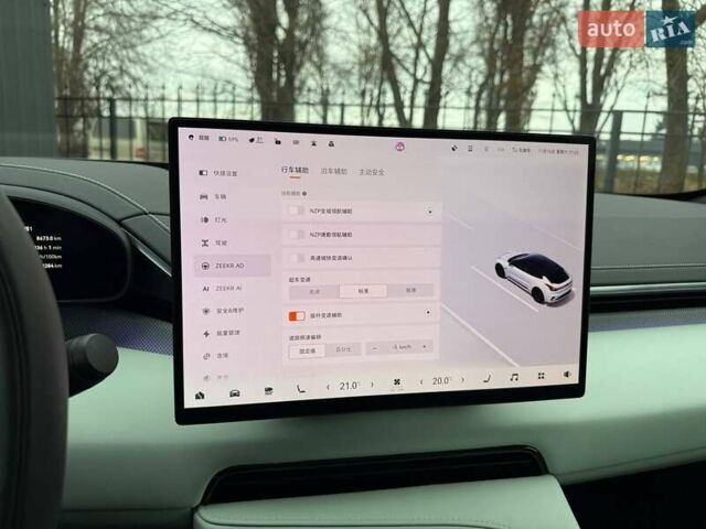 Зелений Zeekr 001, об'ємом двигуна 0 л та пробігом 13 тис. км за 46000 $, фото 46 на Automoto.ua