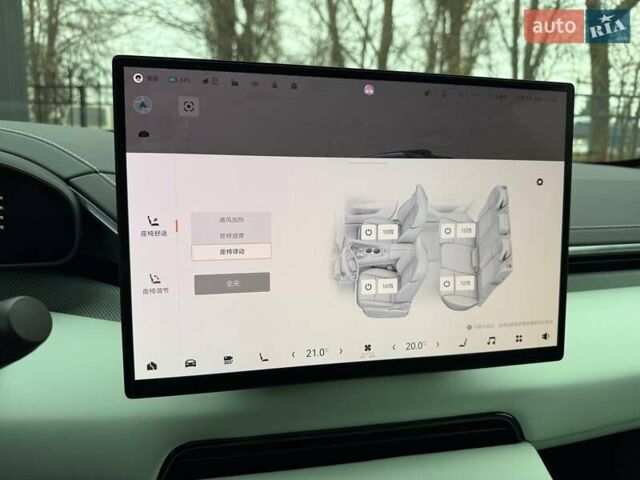 Зелений Zeekr 001, об'ємом двигуна 0 л та пробігом 13 тис. км за 46000 $, фото 51 на Automoto.ua