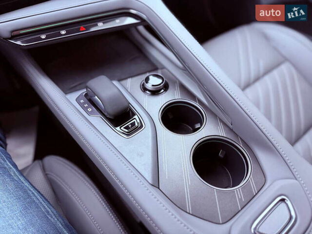 Зеленый Zeekr 001, объемом двигателя 0 л и пробегом 15 тыс. км за 40999 $, фото 22 на Automoto.ua