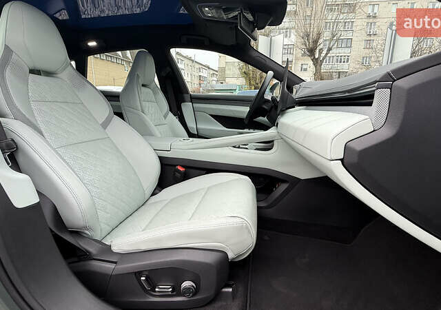 Зелений Zeekr 001, об'ємом двигуна 0 л та пробігом 8 тис. км за 40000 $, фото 33 на Automoto.ua