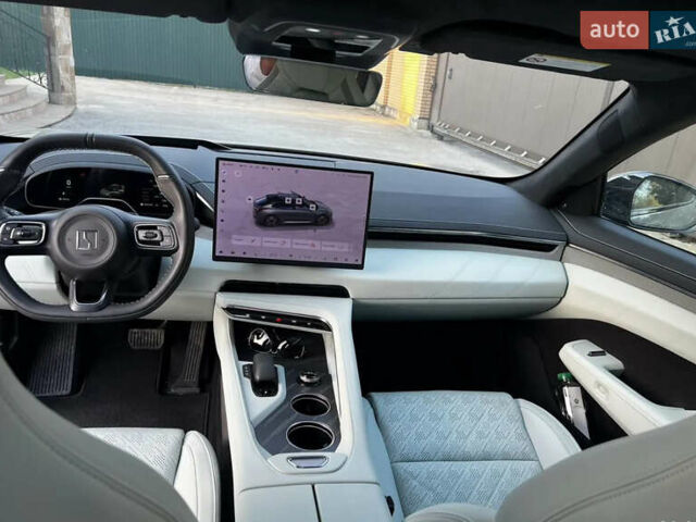 Зеленый Zeekr 001, объемом двигателя 0 л и пробегом 16 тыс. км за 45000 $, фото 9 на Automoto.ua