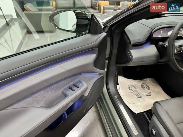 Зеленый Zeekr 001, объемом двигателя 0 л и пробегом 1 тыс. км за 43199 $, фото 7 на Automoto.ua