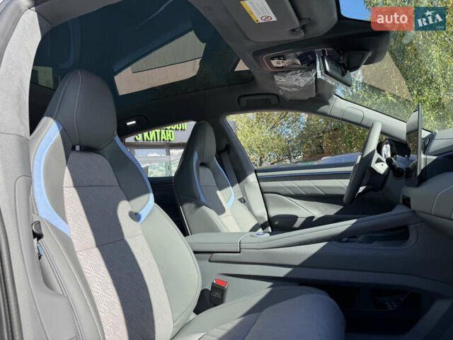 Zeekr 001 2025 у Києві на Automoto.ua Зелений Zeekr 001, об'ємом двигуна 0 л та пробігом 1 тис. км за 46900 $, фото 10 на Automoto.ua