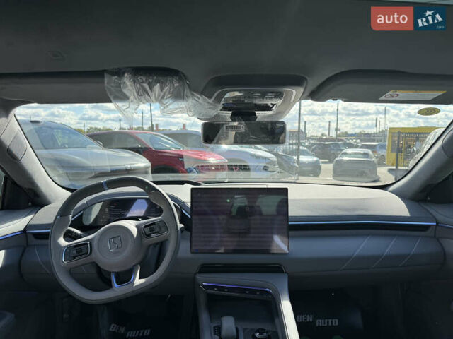 Zeekr 001 2025 у Києві на Automoto.ua Зелений Zeekr 001, об'ємом двигуна 0 л та пробігом 1 тис. км за 46900 $, фото 11 на Automoto.ua