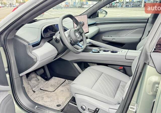 Зеленый Zeekr 001, объемом двигателя 0 л и пробегом 4 тыс. км за 55000 $, фото 9 на Automoto.ua