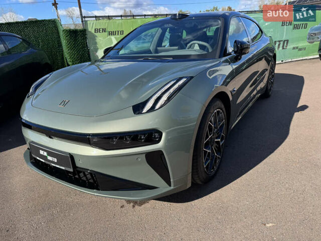 Zeekr 001 2025 у Києві на Automoto.ua Зелений Zeekr 001, об'ємом двигуна 0 л та пробігом 1 тис. км за 46900 $, фото 3 на Automoto.ua