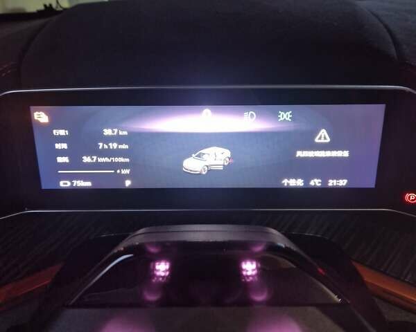 Оранжевый Zeekr 001, объемом двигателя 0 л и пробегом 1 тыс. км за 43800 $, фото 9 на Automoto.ua