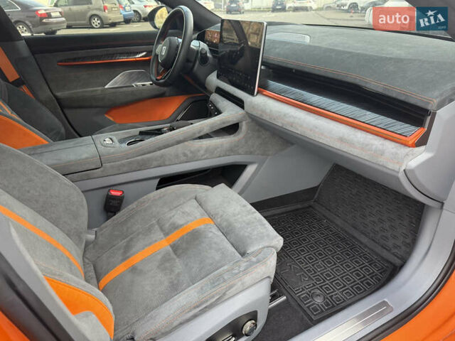 Оранжевый Zeekr 001, объемом двигателя 0 л и пробегом 9 тыс. км за 42900 $, фото 20 на Automoto.ua