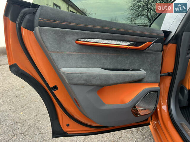 Оранжевый Zeekr 001, объемом двигателя 0 л и пробегом 26 тыс. км за 42500 $, фото 30 на Automoto.ua