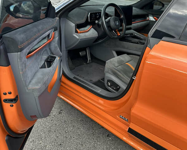 Оранжевый Zeekr 001, объемом двигателя 0 л и пробегом 23 тыс. км за 42000 $, фото 6 на Automoto.ua