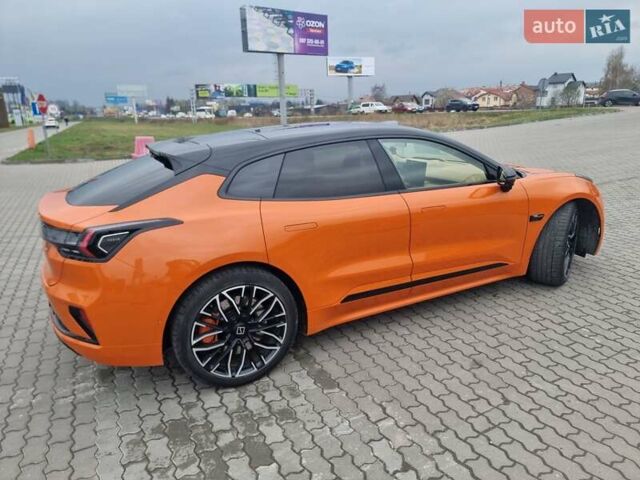 Помаранчевий Zeekr 001, об'ємом двигуна 0 л та пробігом 45 тис. км за 38979 $, фото 2 на Automoto.ua