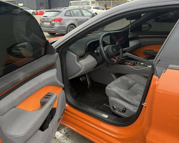 Оранжевый Zeekr 001, объемом двигателя 0 л и пробегом 23 тыс. км за 45000 $, фото 5 на Automoto.ua