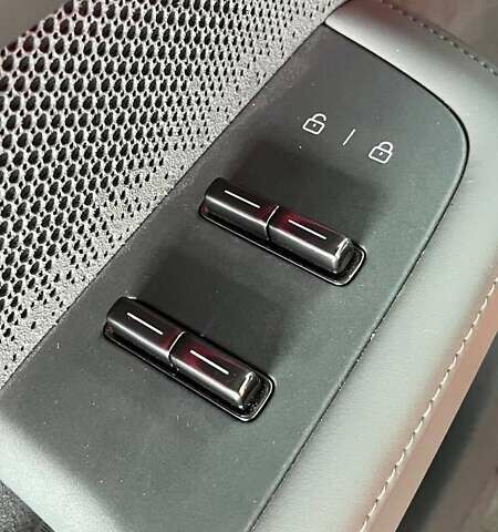 Помаранчевий Zeekr 001, об'ємом двигуна 0 л та пробігом 5 тис. км за 40000 $, фото 22 на Automoto.ua