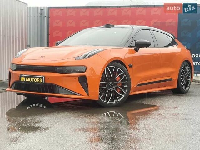 Помаранчевий Zeekr 001, об'ємом двигуна 0 л та пробігом 15 тис. км за 49000 $, фото 1 на Automoto.ua