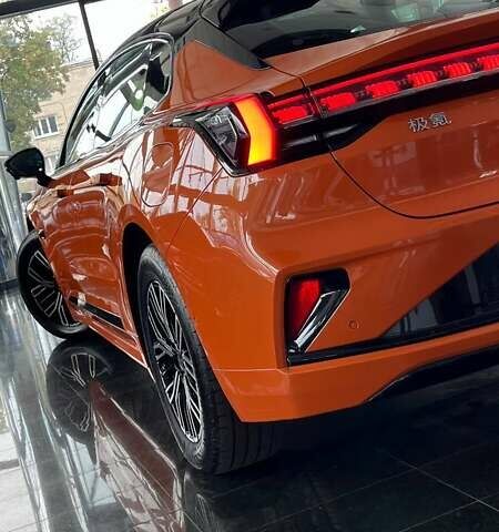 Помаранчевий Zeekr 001, об'ємом двигуна 0 л та пробігом 5 тис. км за 40000 $, фото 3 на Automoto.ua