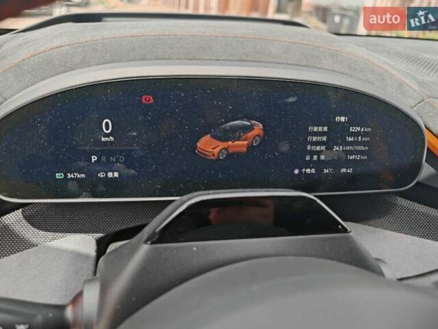 Оранжевый Zeekr 001, объемом двигателя 0 л и пробегом 15 тыс. км за 41999 $, фото 5 на Automoto.ua