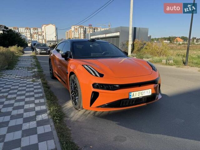 Оранжевый Zeekr 001, объемом двигателя 0 л и пробегом 13 тыс. км за 46000 $, фото 1 на Automoto.ua