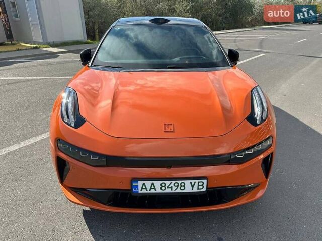 Оранжевый Zeekr 001, объемом двигателя 0 л и пробегом 13 тыс. км за 43900 $, фото 3 на Automoto.ua