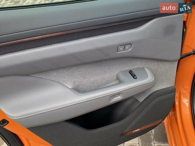 Оранжевый Zeekr 001, объемом двигателя 0 л и пробегом 8 тыс. км за 39999 $, фото 30 на Automoto.ua