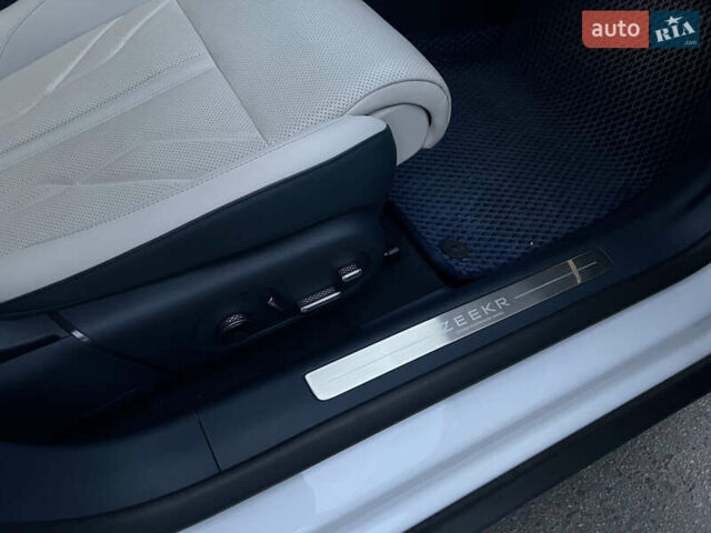 Білий Zeekr 007, об'ємом двигуна 0 л та пробігом 20 тис. км за 38500 $, фото 30 на Automoto.ua