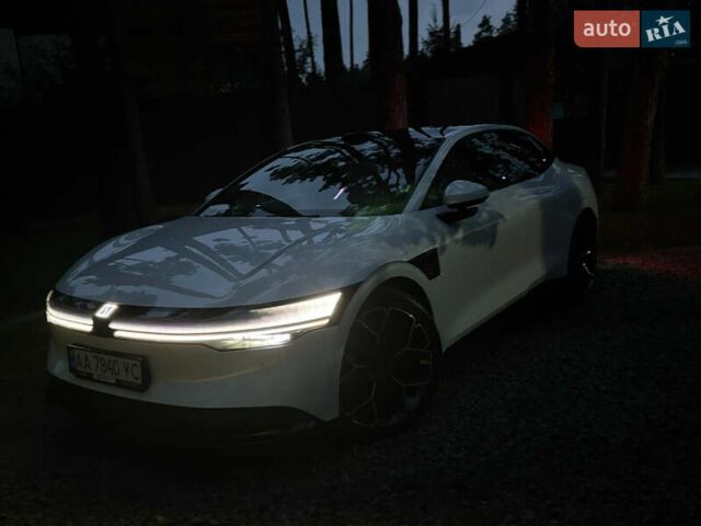 Белый Zeekr 007, объемом двигателя 0 л и пробегом 15 тыс. км за 36500 $, фото 48 на Automoto.ua